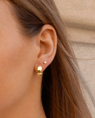 Aretes stud con Zircón Aria