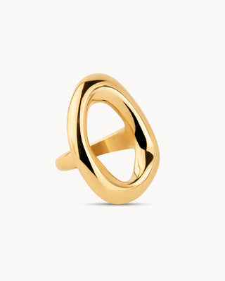 Anillo de aro oval abierto y voluminoso en dorado, joya waterproof de Pialü