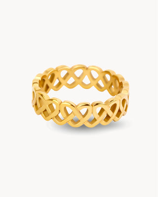 Anillo dorado de banda con corazones entrelazados en relieve, waterproof de Pialü