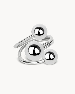 Anillo plateado ajustable con tres esferas en espiral escalonada, waterproof de Pialü