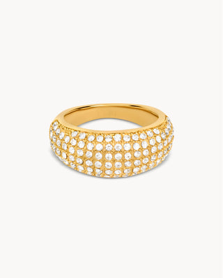 Anillo dorado abombado cubierto de zircones blancos en pavé, joya waterproof de Pialü