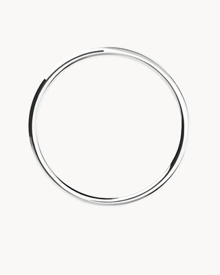 Pulsera aro fina plateada circular y brillante, joya waterproof de Pialü