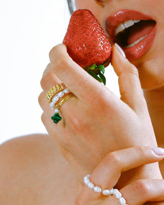 Anillo La mer de perlas naturales ajustable