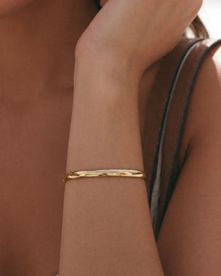 Pulsera Lucy Solida clásica