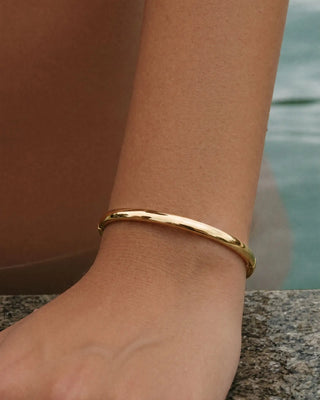 Pulsera Lucy Solida clásica
