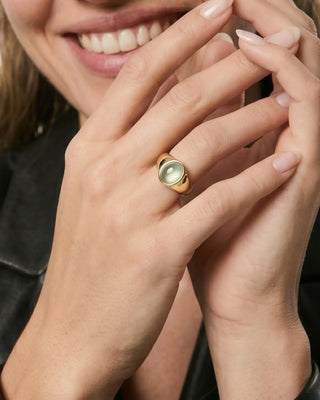 Anillo Oval Verde Aurora