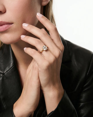 Anillo Solitario Oval