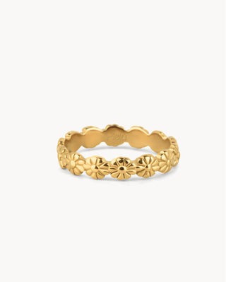 Anillo banda dorada con flores en relieve alrededor, joya waterproof de Pialü
