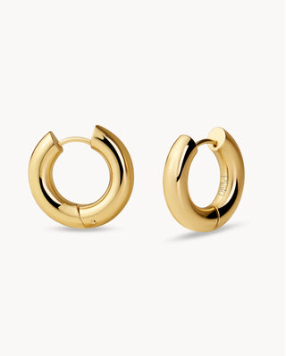 Par de argollas gruesas doradas lisas y brillantes de 2.6 cm, joya waterproof de Pialü