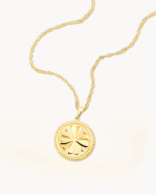 Collar cadena trenzada dorada con dije moneda redondo trébol grabado, waterproof Pialü