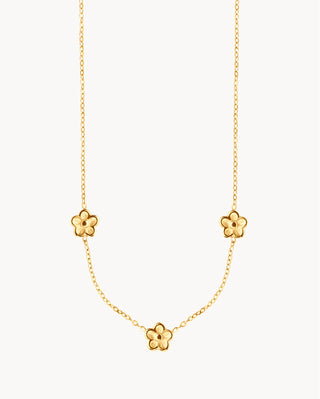 Collar dorado con tres colgantes de flores pequeñas distribuidas, joya waterproof de Pialü