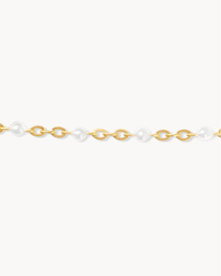 Collar dorado con cadena y perlitas blancas intercaladas, joya waterproof de Pialü