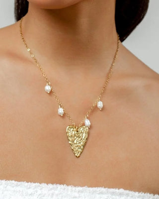 Collar Kali In love