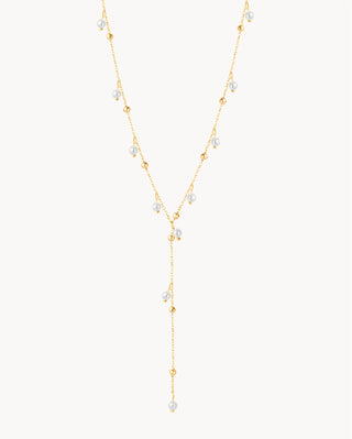 Collar lariat Y dorado con mini perlas blancas y esferas doradas en cadena fina, waterproof de Pialü