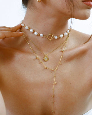 Collar medallón dorado con estrella de piedras, acero inoxidable Pialü