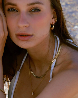 Set collares dorados Beach con piedra gota transparente brillante, waterproof de Pialü