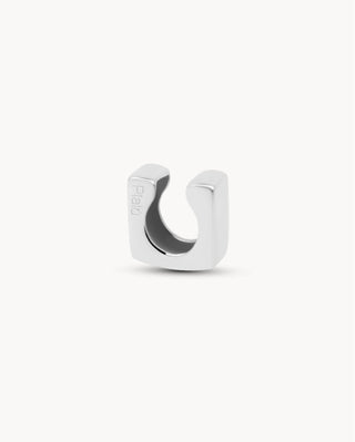 Earcuff plateado liso en forma de U, joya sin piercing waterproof de Pialü