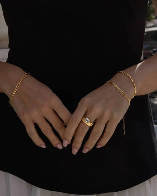 Pulsera de eslabones ovalados dorados con extensor, waterproof de Pialü