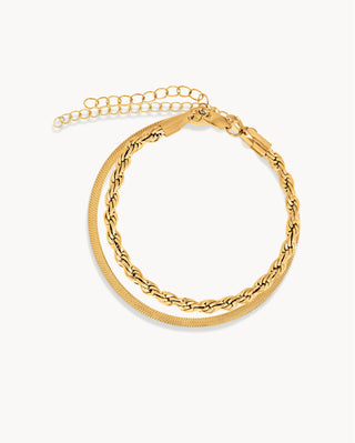 Set dos pulseras doradas herringbone plana y cadena twist trenzada, waterproof de Pialü